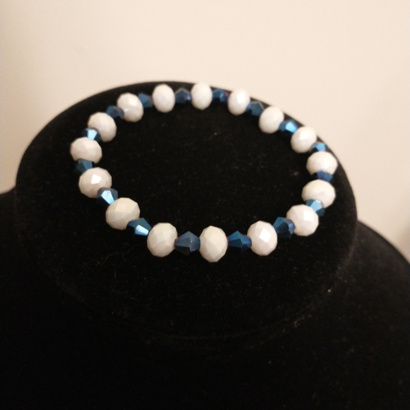 Bracelet - Picture 3 of 5